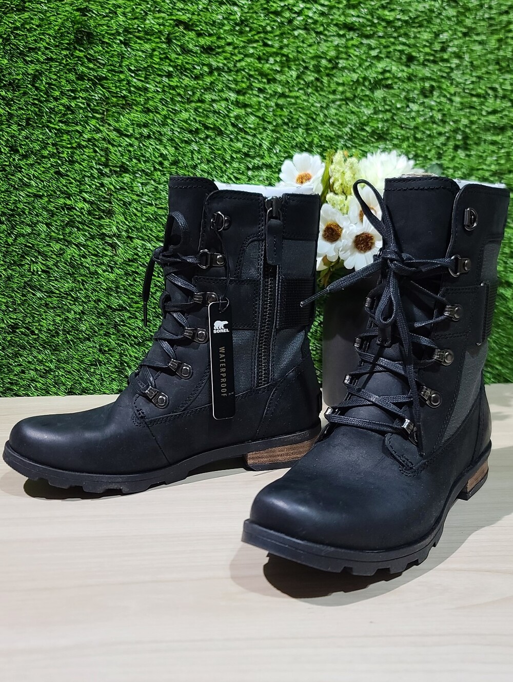 Sorel Emelie Conquest Waterproof Combat Boot - Black / US Women's 6.5 New